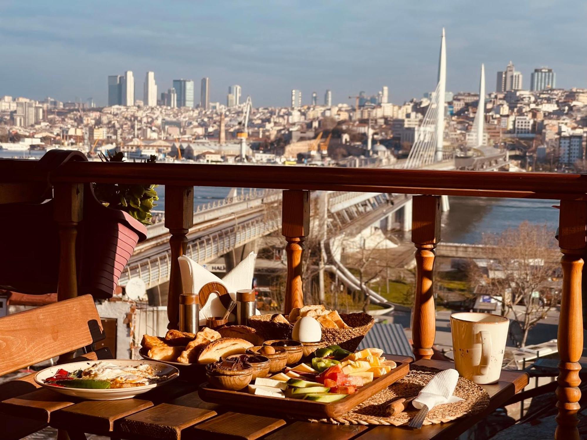 Astra Boutique Hotel Истанбул Екстериор снимка