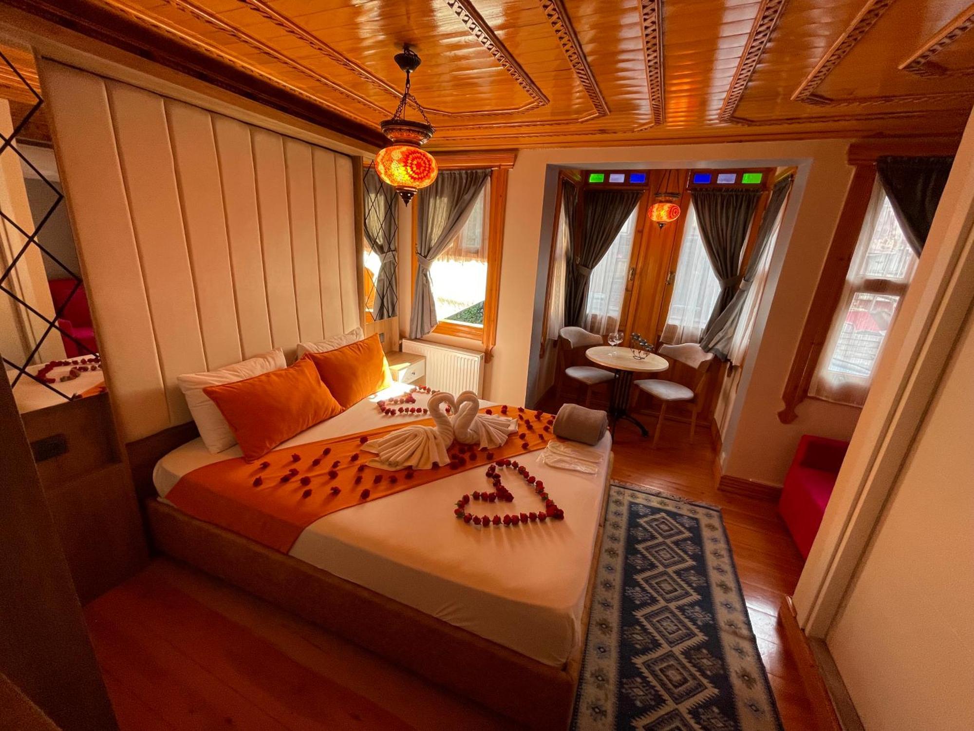 Astra Boutique Hotel Истанбул Стая снимка